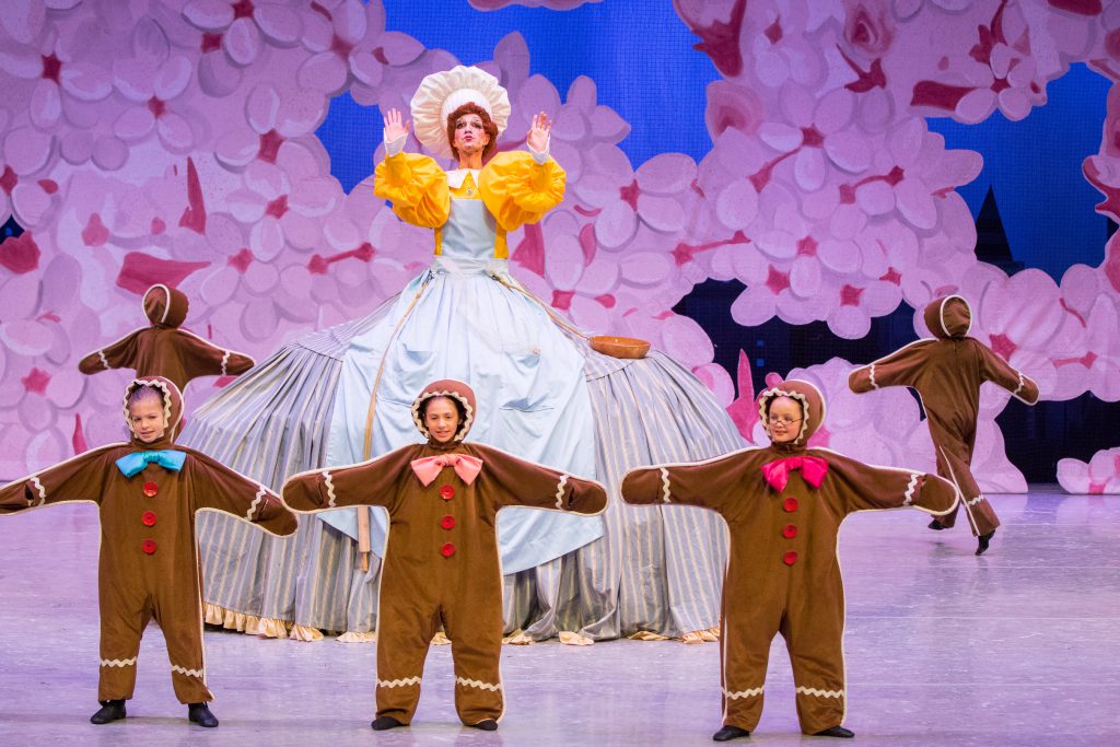 Gingerbread kids from the Nut Cracker ballet performed by the Minnesota Ballet company