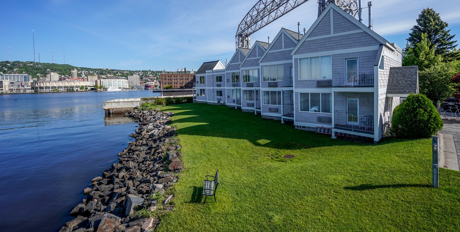 Canal Park Duluth MN Lodging Entertainment Ships   Drone Harbor 2016 2 