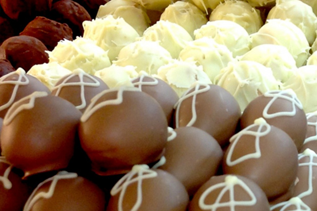 Hepzibah's milk & white chocolate truffles