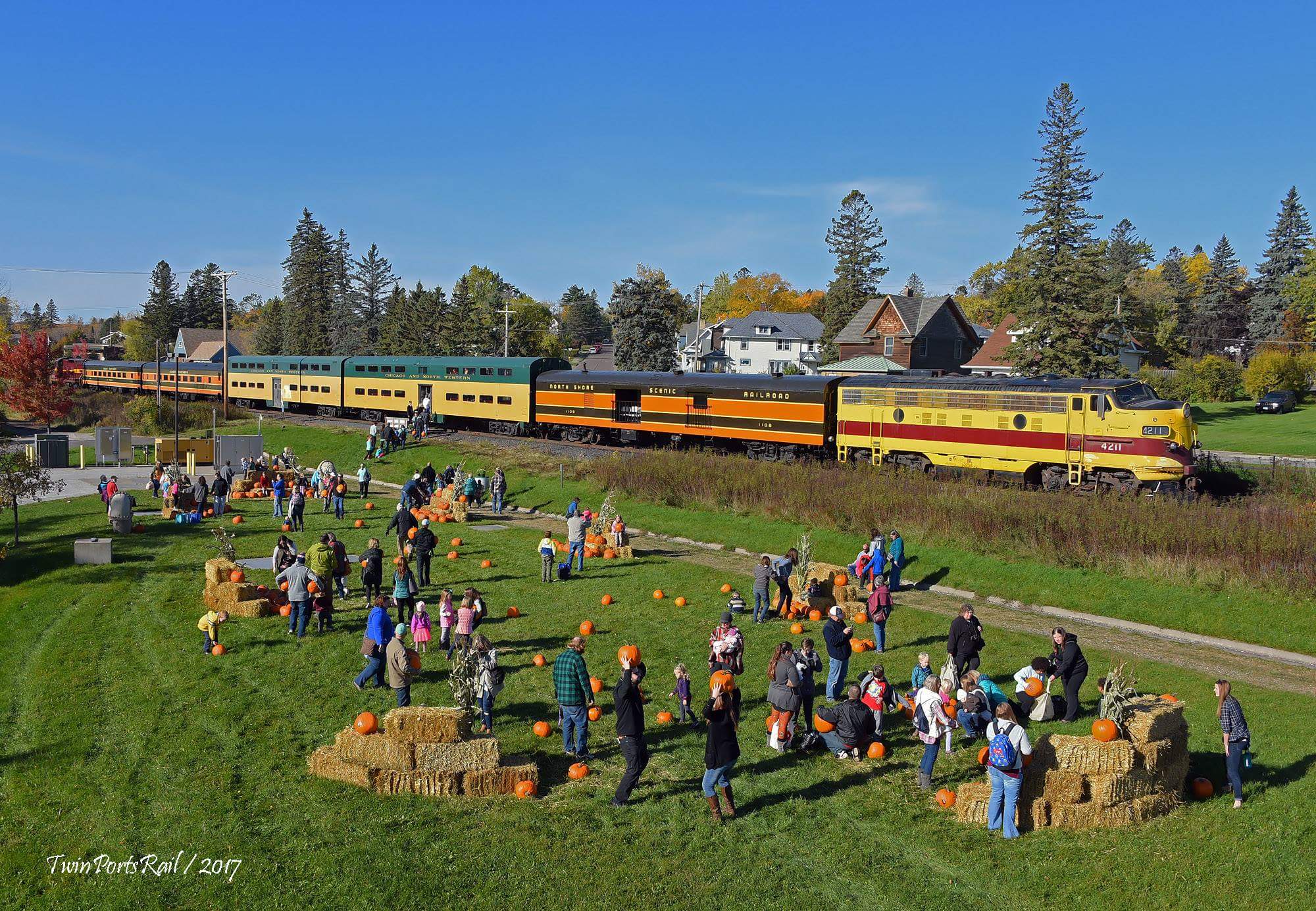 North Shore Scenic Railroad